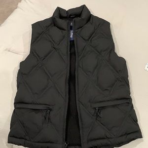 Gap vest